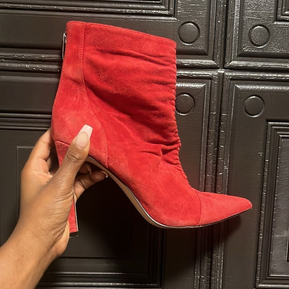Nine West Red suede booties